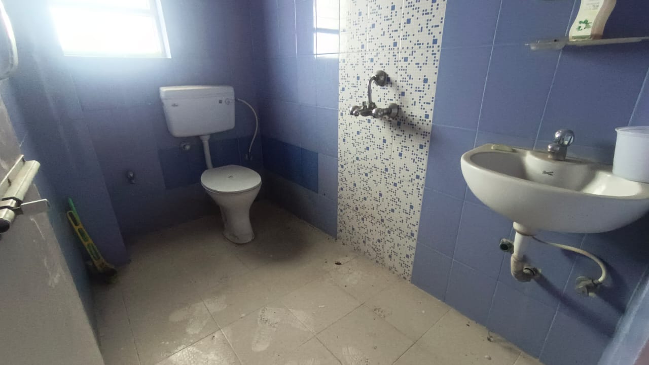 Semi Furnished 3bhk in Bhetapara, Guwahati, Assam, India for Rent